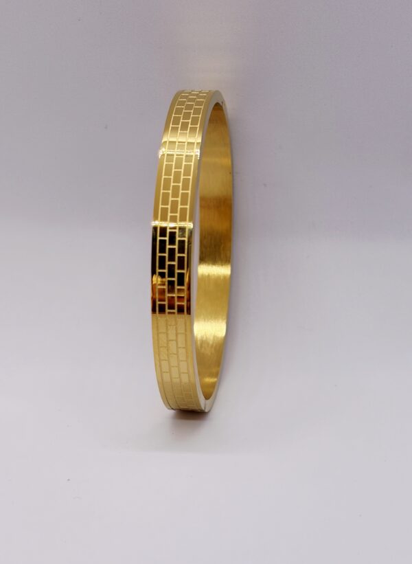 Anti-Tarnish Gold Plated Bracelet
